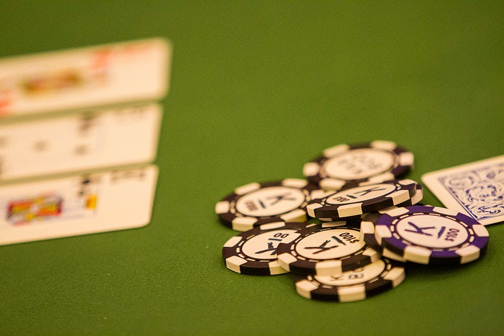 FPL Tips – The Love Affair Between FPL and Poker